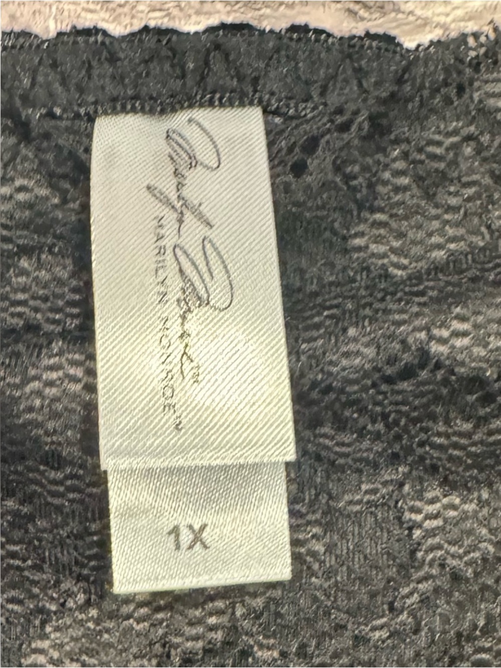 MARILYN MONROE 3 Pack Lace Shaping Briefs Panties Shapewear
Comfy NWT 1X - Picture 4 of 11